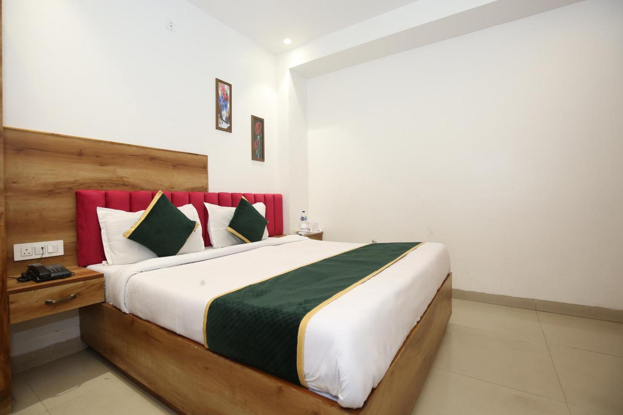 Hotel Rv Regency أمريتسار المظهر الخارجي الصورة