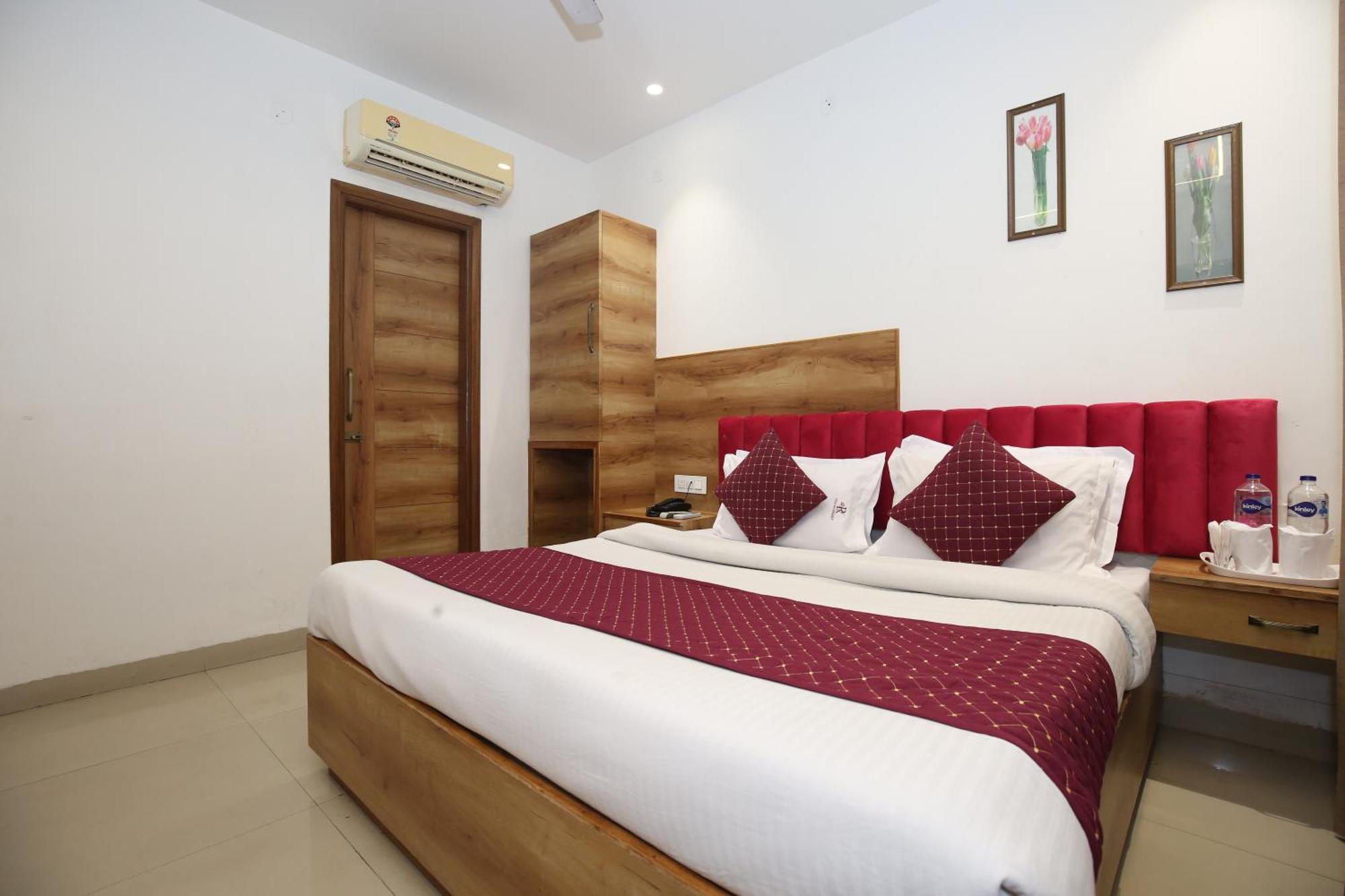 Hotel Rv Regency أمريتسار المظهر الخارجي الصورة