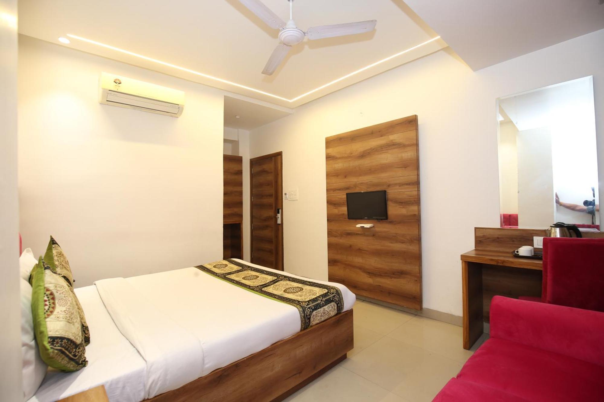 Hotel Rv Regency أمريتسار المظهر الخارجي الصورة