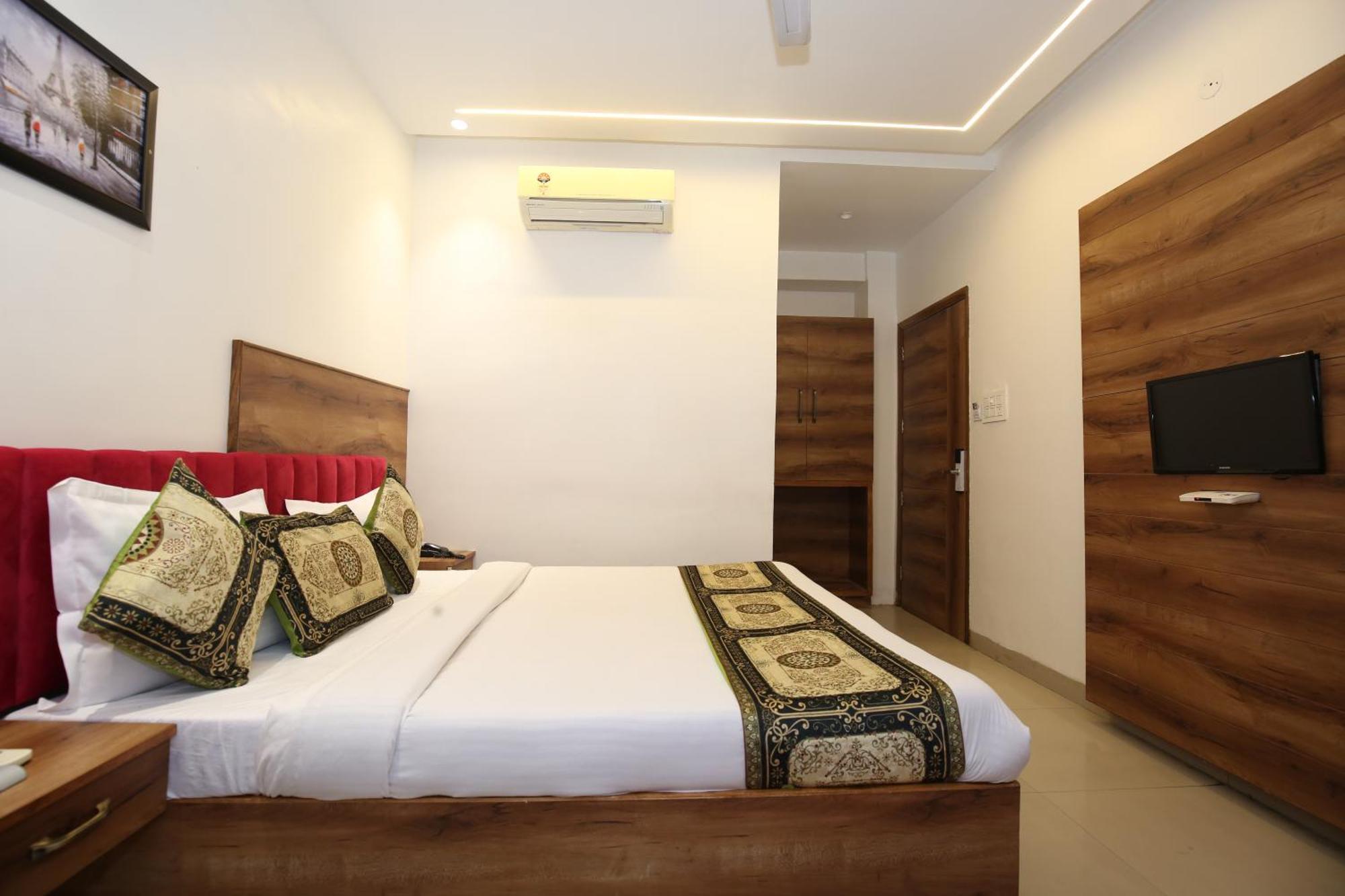 Hotel Rv Regency أمريتسار المظهر الخارجي الصورة