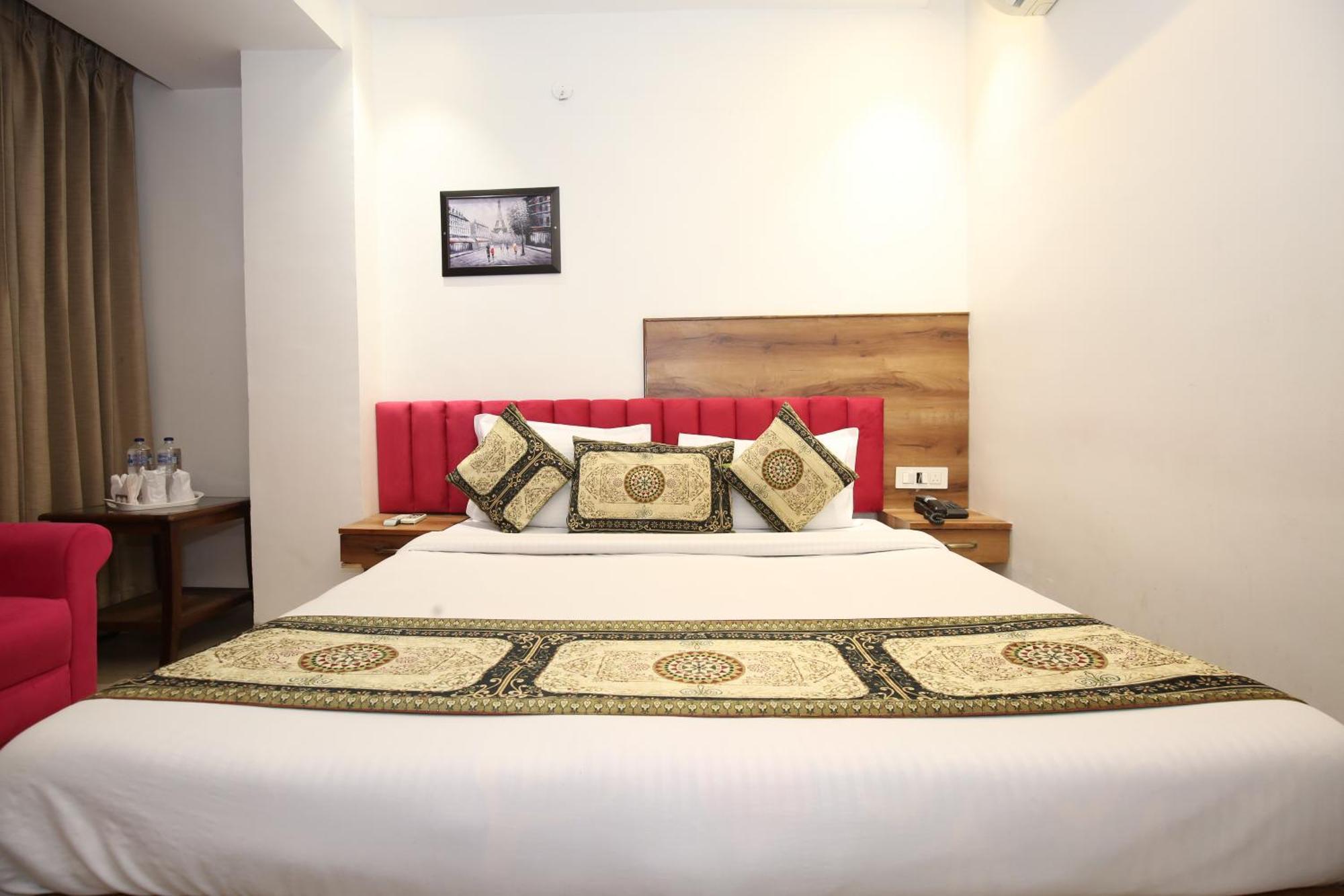 Hotel Rv Regency أمريتسار المظهر الخارجي الصورة