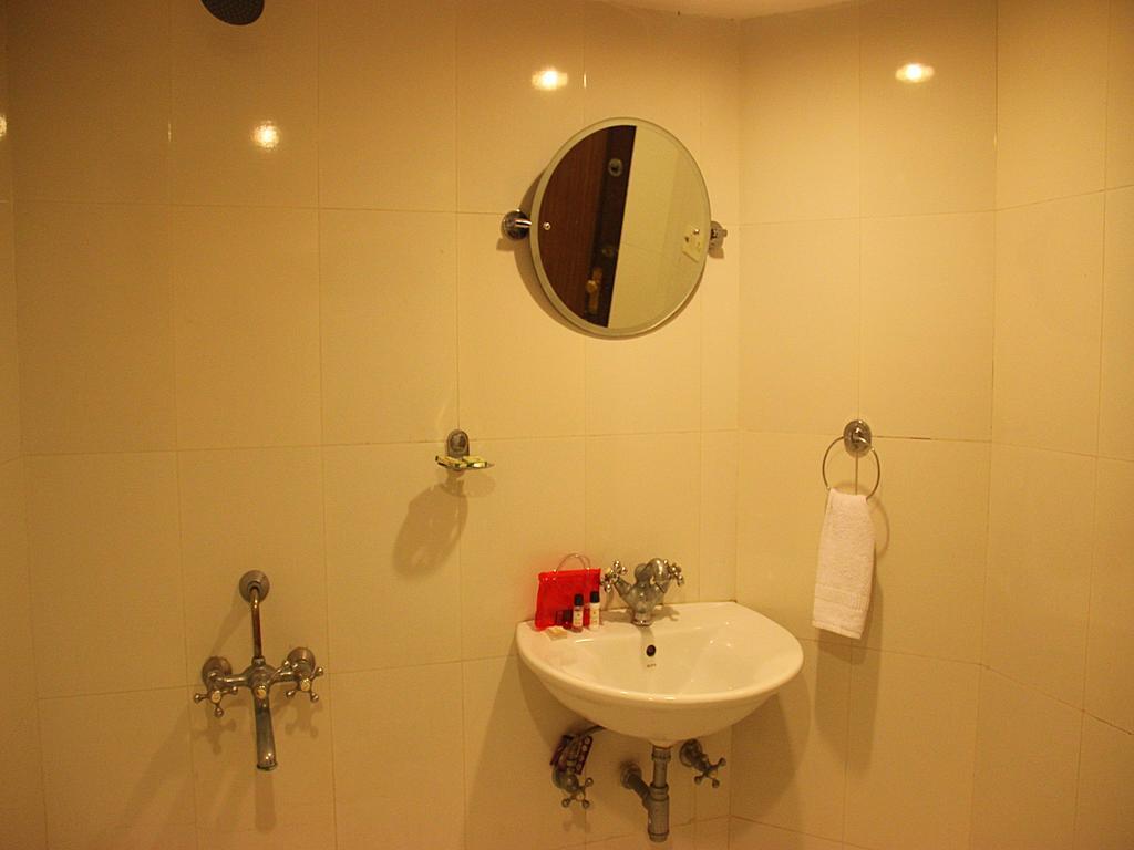 Hotel Rv Regency أمريتسار المظهر الخارجي الصورة
