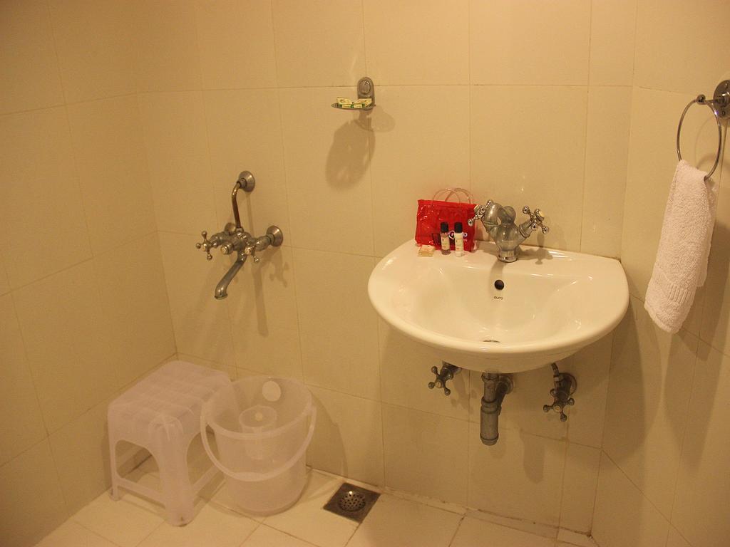 Hotel Rv Regency أمريتسار المظهر الخارجي الصورة
